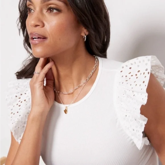 Evereve Eyelet Sleeve Shirt Ribbed Logan Tee Women’s Sz XL White Ruffle Lace EUC - Picture 1 of 8